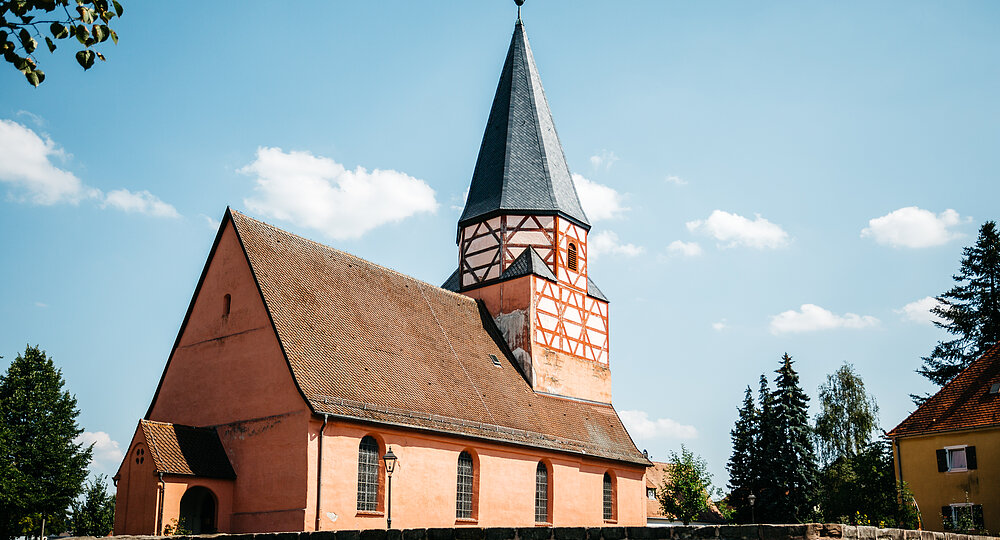 Alte katholische Pfarrkirche „Allerheiligen“